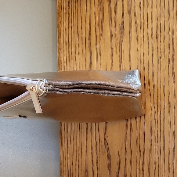 Gold Makeup Bag - Picture 5 of 6